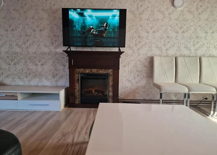 3-Floor Large Apartaments